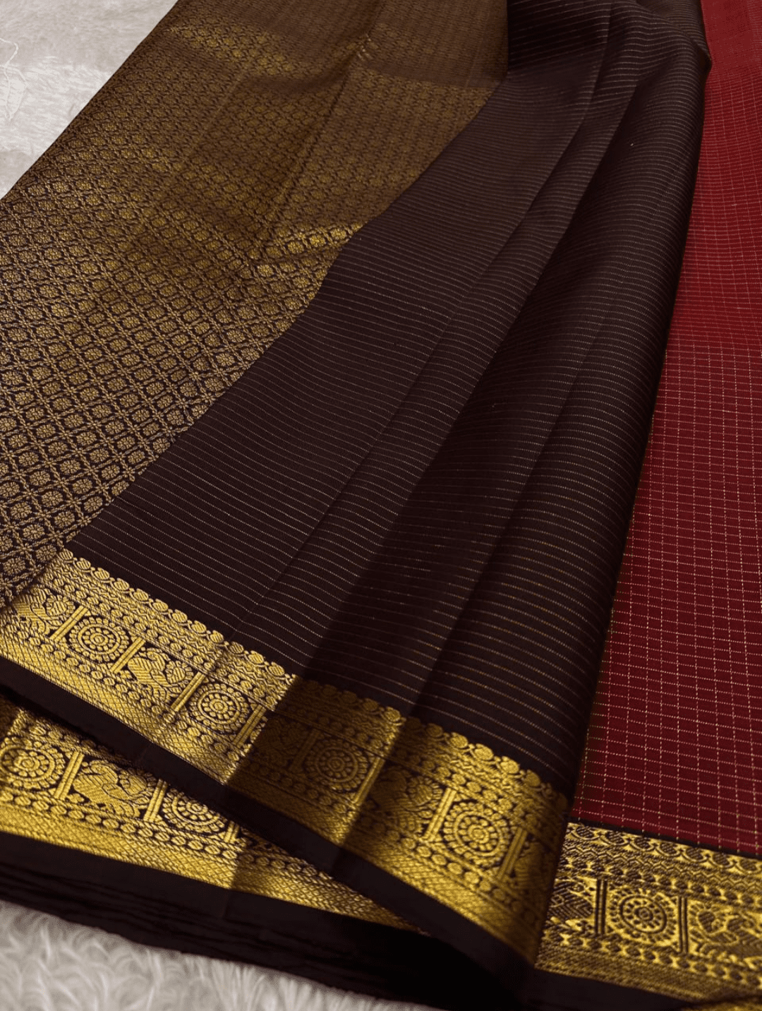 Maroon Majesty - Image 4